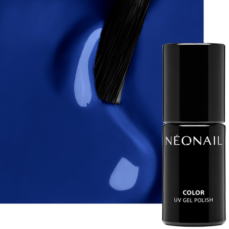 gelpolish in de kleur &#039;Icy Sapphire&#039; van NEONAIL - donker blauwe tint