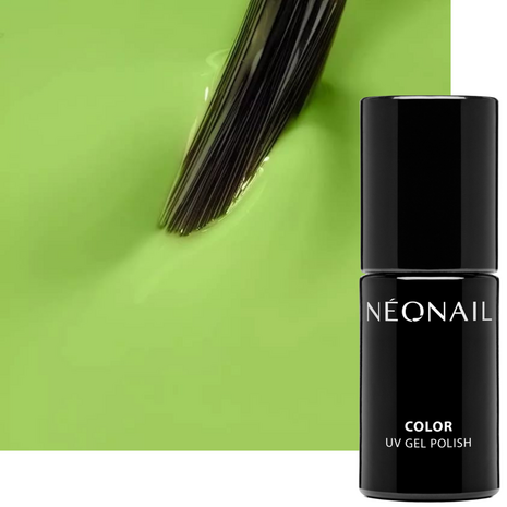 gelpolish in de kleur &#039;Victory Glow&#039; van NEONAIL - zomerse groene tint