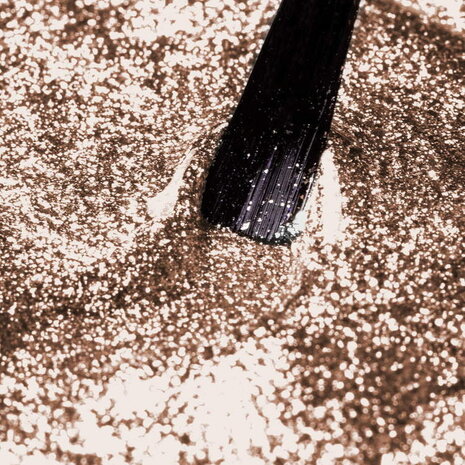 gelpolish van NEONAIL in de kleur &#039;Shimmering Goldrush&#039; - gouden tint 