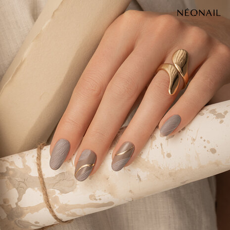 Gelpolish van NEONAIL in de kleur &#039;Walnut Poem&#039; - grijze tint
