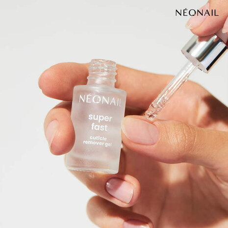 Super Fast Cuticle Remover Gel van NEONAIL