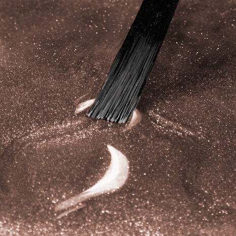 gelpolish in de kleur 'Sunlit Shimmer ' van NEONAIL - bruine cat eye tint