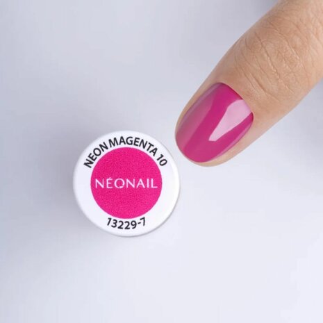nagellak van NEONAIL in de kleur 'Neon Magenta' - roze tint