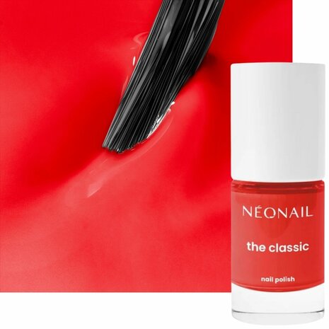 nagellak van NEONAIL in de kleur 'Just Red' - rode tint