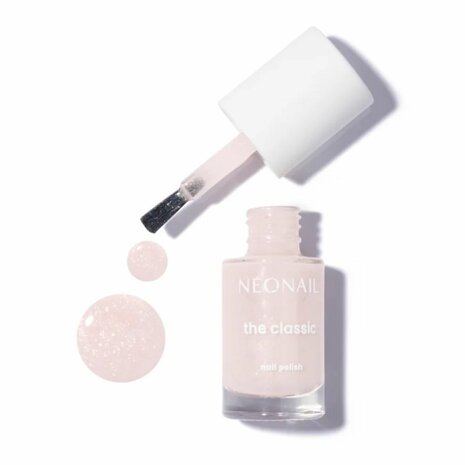 nagellak van NEONAIL in de kleur 'Glittery Milk' - witte tint