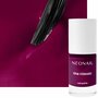 nagellak van NEONAIL in de kleur 'Vintage Red ' - donker rode tint